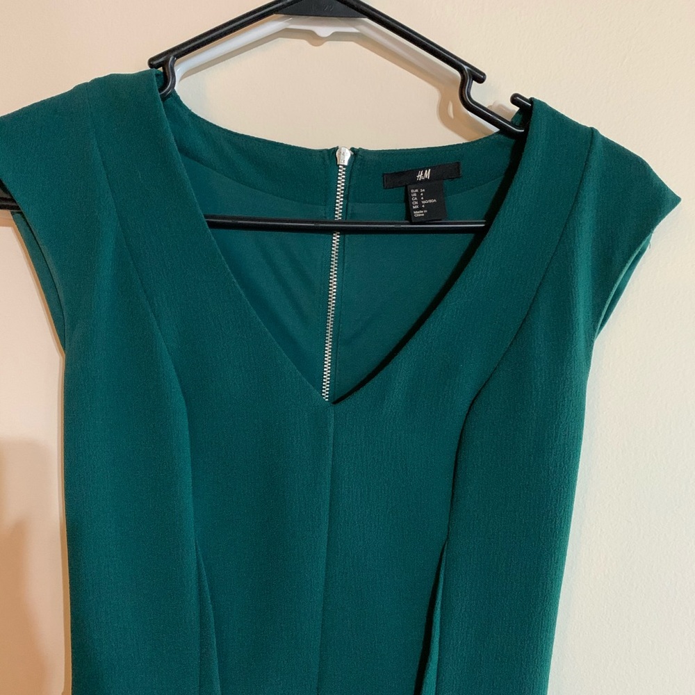 H&M Emerald Green Mini Dress - Picture 2 of 6
